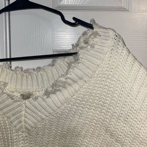 Chunky Sweater in White/Cream